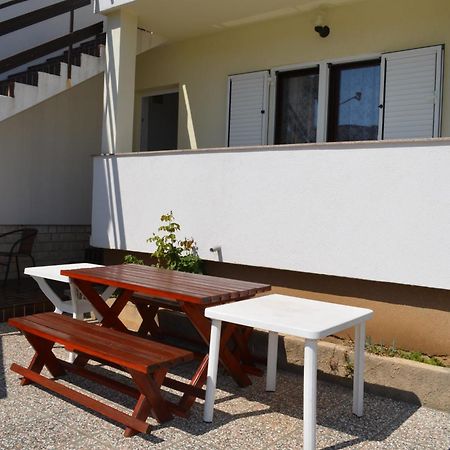 Apartments Aneva 1 Baška Zewnętrze zdjęcie